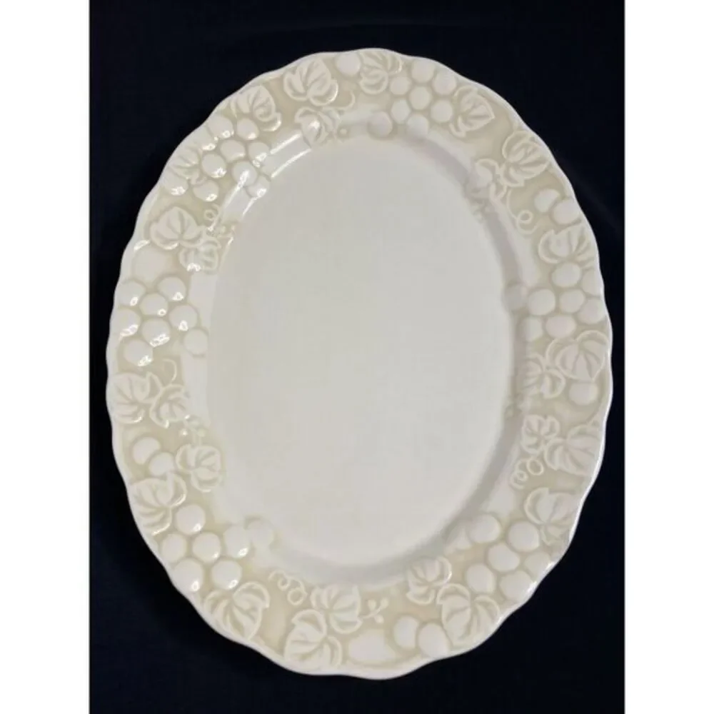 Metlox Poppy Trail Cream Color Oval (14.5X11